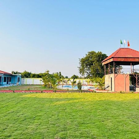 Vrundavan Home Stay And Village Resort Kevadia Экстерьер фото